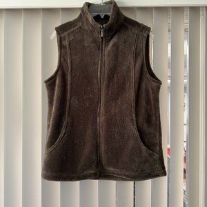 White Sierra Fleece Vest L